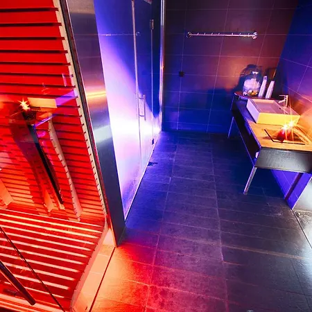 Leonardo Royal Promenade 4* Hága