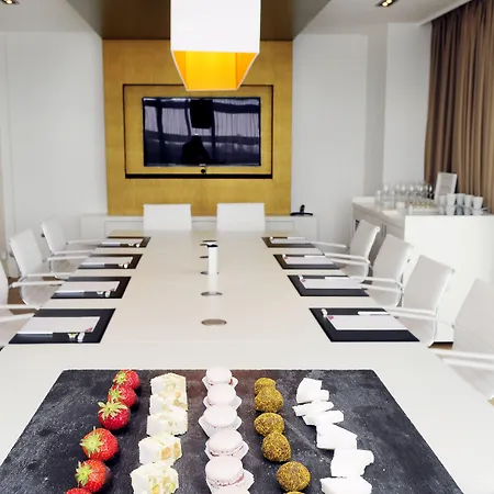 Leonardo Royal Promenade