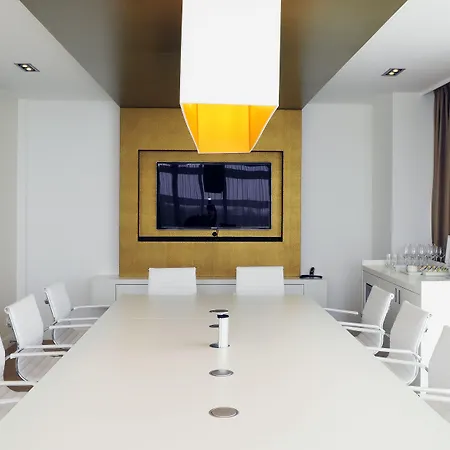 Leonardo Royal Promenade