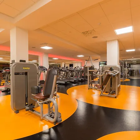 Hotel Leonardo Royal Promenade 4*