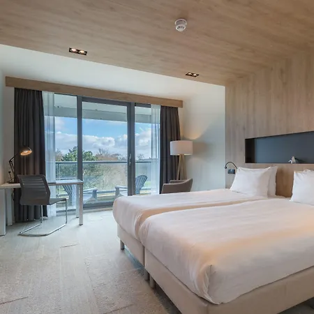 Leonardo Royal Promenade 4*