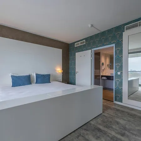 Leonardo Royal Promenade Szálloda 4*