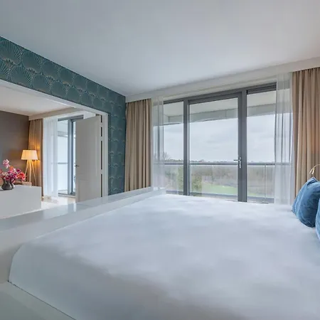 Leonardo Royal Promenade 4*