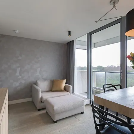 Leonardo Royal Promenade 4*