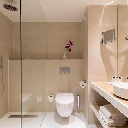 Leonardo Royal Promenade 4* Haag