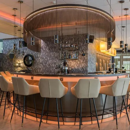 Hotel Leonardo Royal Promenade