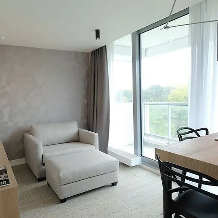 Leonardo Royal Promenade Hotel 4*