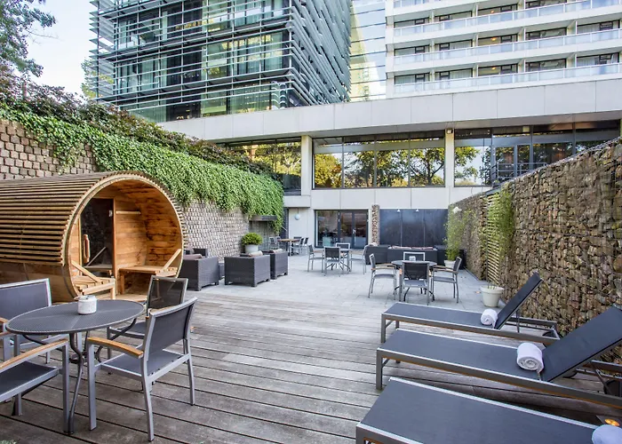 Leonardo Royal Promenade Hotel 4*