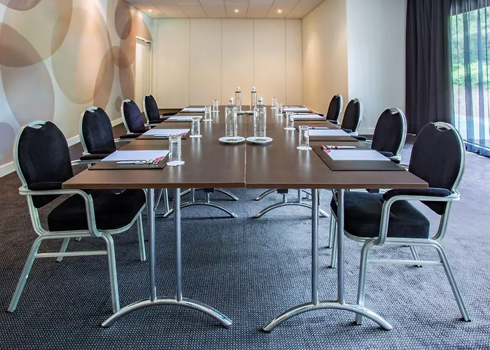 Отель Leonardo Royal Promenade 4*