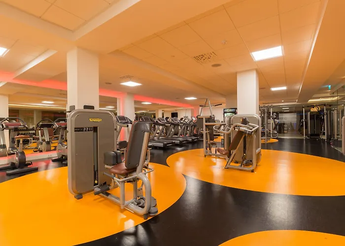 Hotel Leonardo Royal Promenade 4*