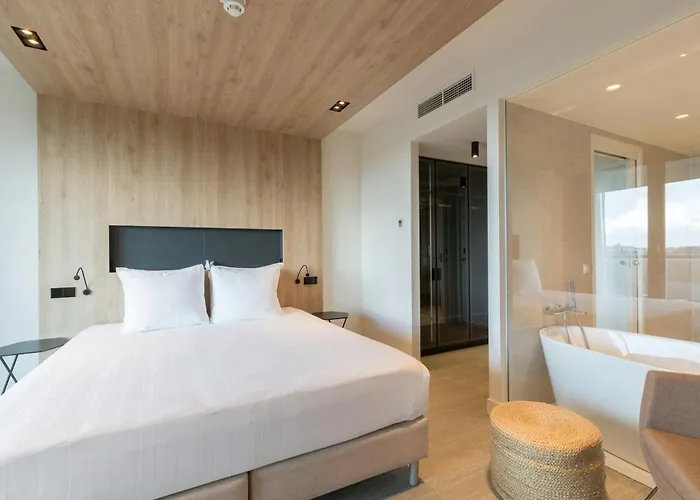 Leonardo Royal Promenade Hága