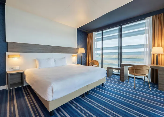 Отель Leonardo Royal Promenade 4*