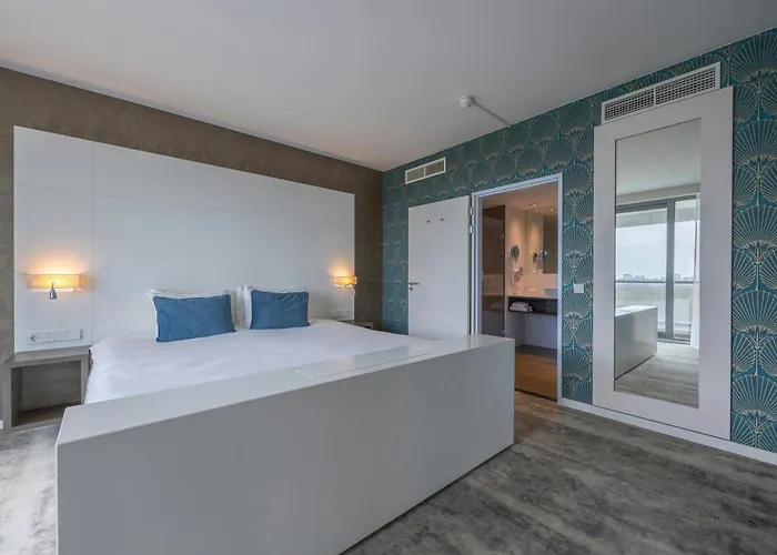 Leonardo Royal Promenade Отель 4*