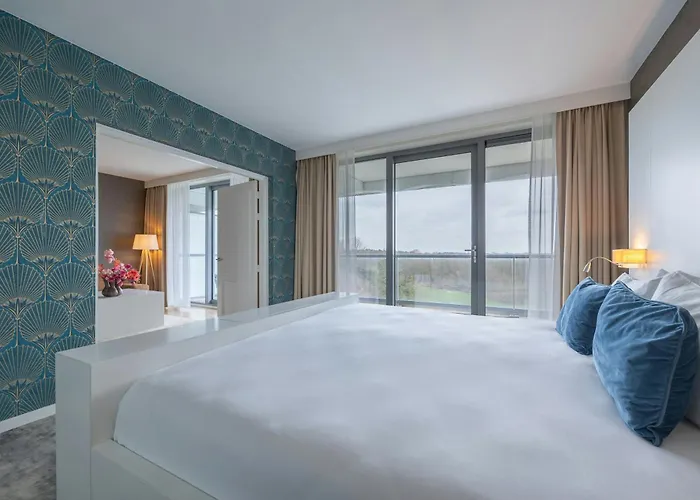 Leonardo Royal Promenade 4*