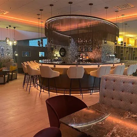 Leonardo Royal Promenade Отель 4*