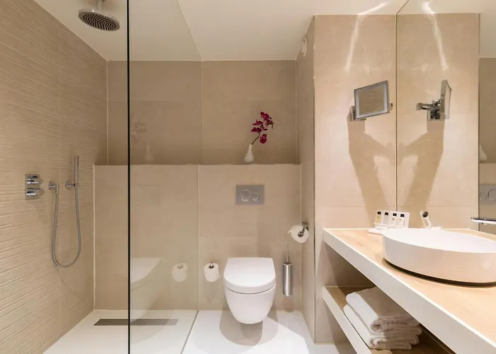 Leonardo Royal Promenade 4* Lahey